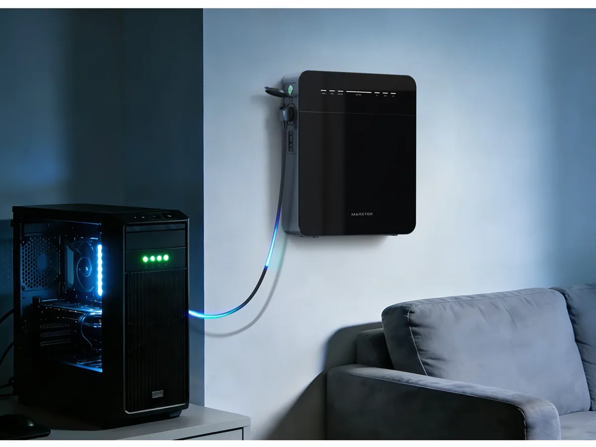 Venus E Mini levert stroom aan een gaming-pc